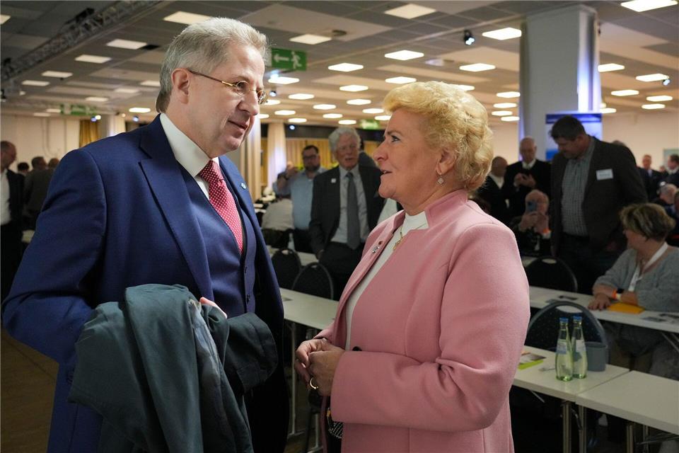 Machtkampf in der Werteunion – Verlässt Maaßen die Partei? Damals noch Partner, heute erbitterte Gegner: Hans-Georg Maaßen und Sylvia Pantel. (Archivbild) Soeren Stache/dpa