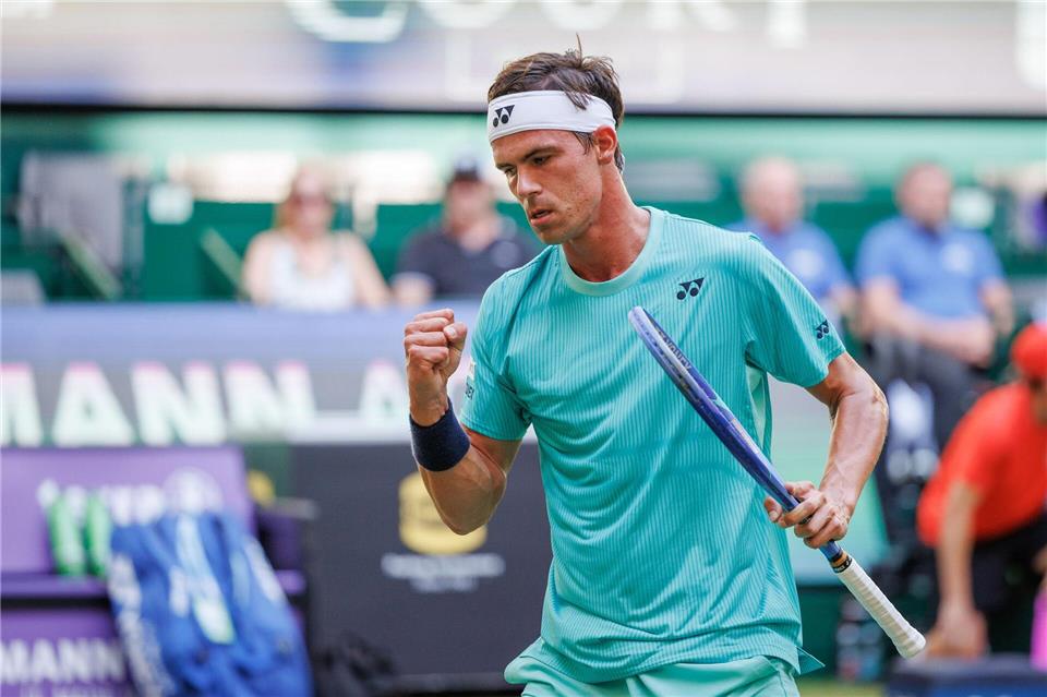 Daniel Altmaier steht zum ersten Mal in seiner Karriere im Halbfinale der Terra Wortmann Open. Friso Gentsch/dpa