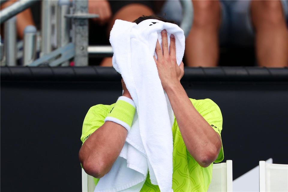 Daniel Altmaier traf in Melbourne zwei Sätze lang fast keinen Ball.Frank Molter/dpa
