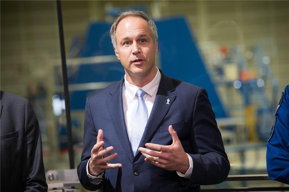 Daniel Neuenschwander, Direktor für bemannte und robotergestützte Raumfahrt bei der Esa, hat eine europäische Forschungsstation auf dem Mond im Blick. (Archivbild)Sina Schuldt/dpa