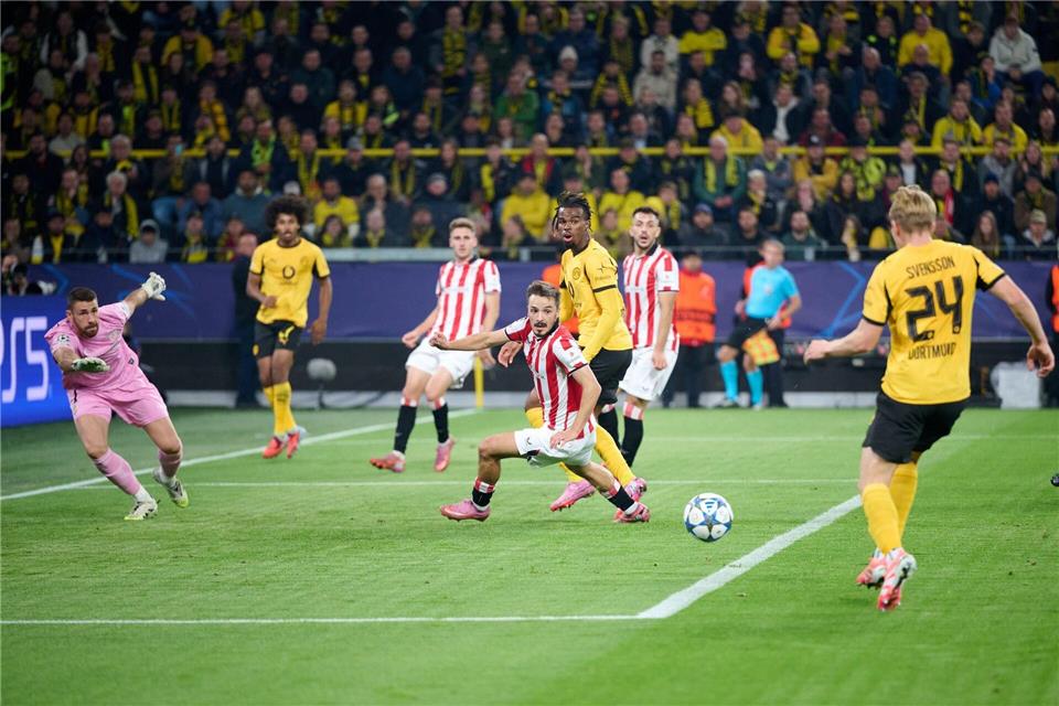 Daniel Svensson brachte den BVB in Führung.Bernd Thissen/dpa