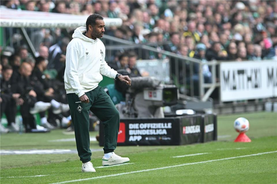 Daniel Thioune hatte sich mit Werder Bremen schon vor dem letzten Saisonspiel gerettet.Carmen Jaspersen/dpa