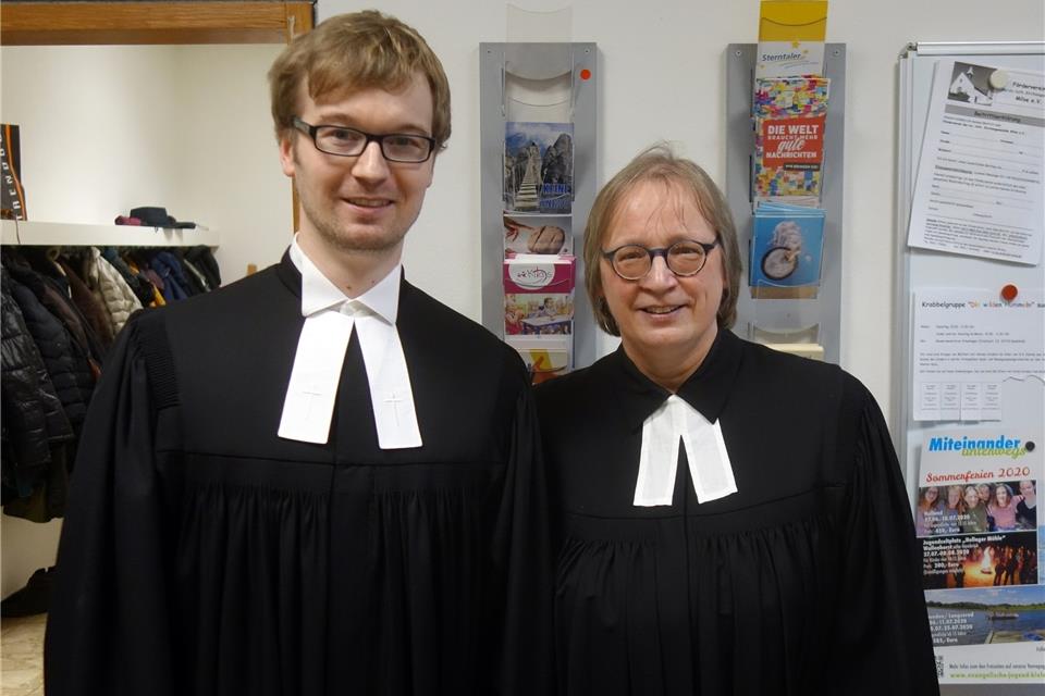 Daniel Wiegmann ist der neue Pfarrer in Schermbeck. Sein Vikariat absolvierte er auch in Raesfeld. Pfarrerin Barbara Werschkull, die für Gemen und Raesfeld zuständig ist, hatte Daniel Wiegmann während seines Vikariats betreut. 