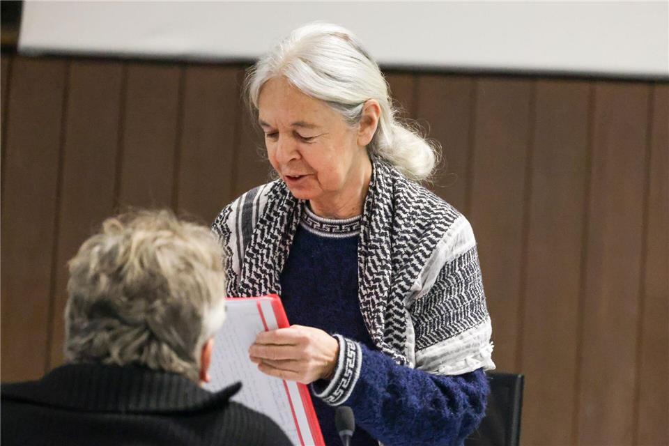 Daniela Klette soll laut Staatsanwaltschaft gemeinsam mit Komplizen für zahlreiche Raubüberfälle verantwortlich sein.Focke Strangmann/dpa