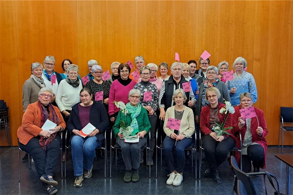 Dank für jahrelanges Engagement und die Begrüßung neuer Mitglieder standen auf dem Programm.Pd