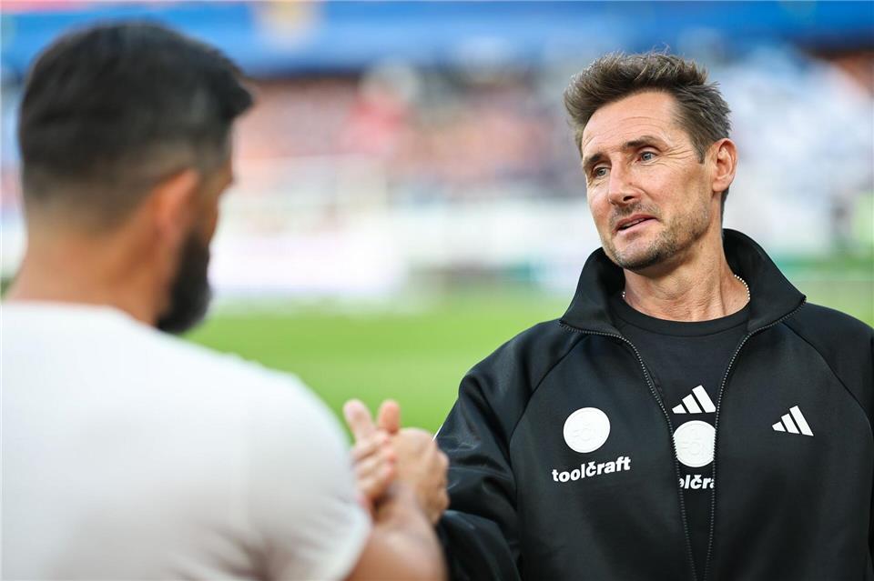 Darf einen neuen Spieler beim FCN begrüßen: Trainer Klose. (Archivbild)Daniel Karmann/dpa