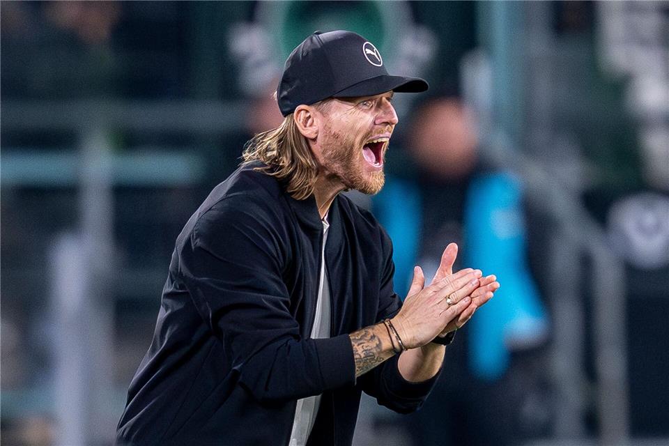 Darf erstmal in Gladbach weitermachen: Interimscoach PolanskiDavid Inderlied/dpa