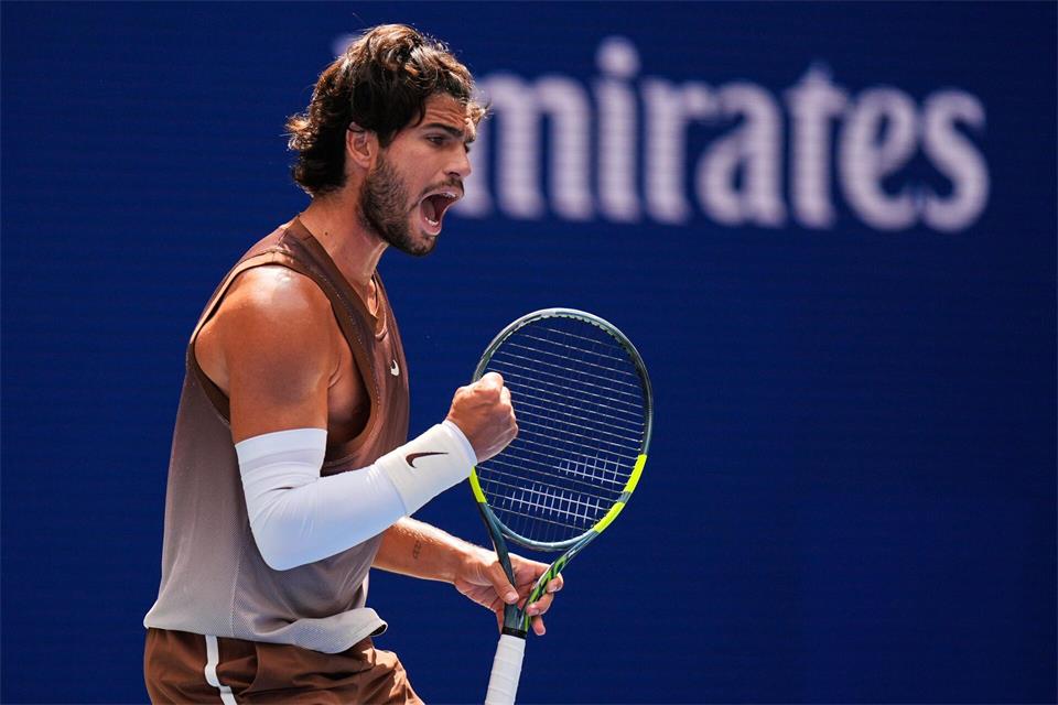 Darf wieder jubeln: Carlos Alcaraz. Seth Wenig/AP/dpa