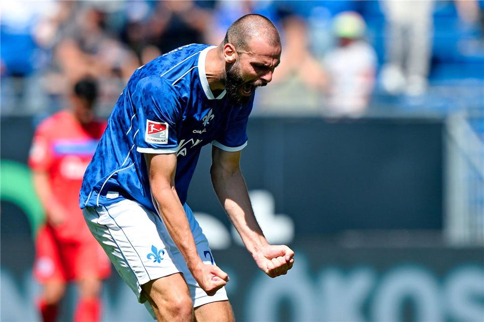 Darmstadt 98 hat gegen Holstein Kiel einen späten Punkt gerettet. Uwe Anspach/dpa
