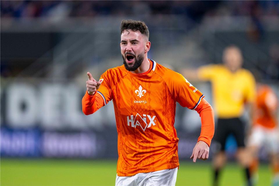 Darmstadts Marco Richter bejubelt seinen frühen Treffer zum 1:0.David Inderlied/dpa