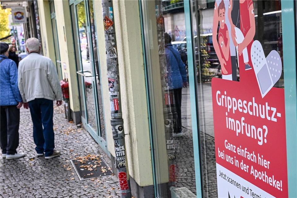 Das Angebot mit Impfungen soll erweitert werden. (Archivbild)Jens Kalaene/dpa