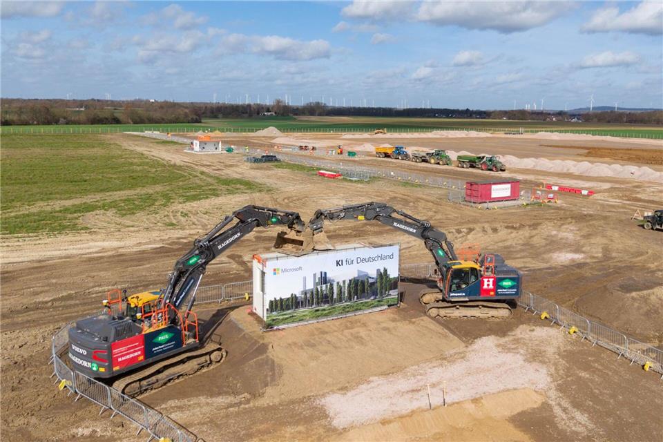 Das Areal in Bergheim ist riesig, im benachbarten Bedburg ist es noch größer.Benjamin Westhoff/dpa