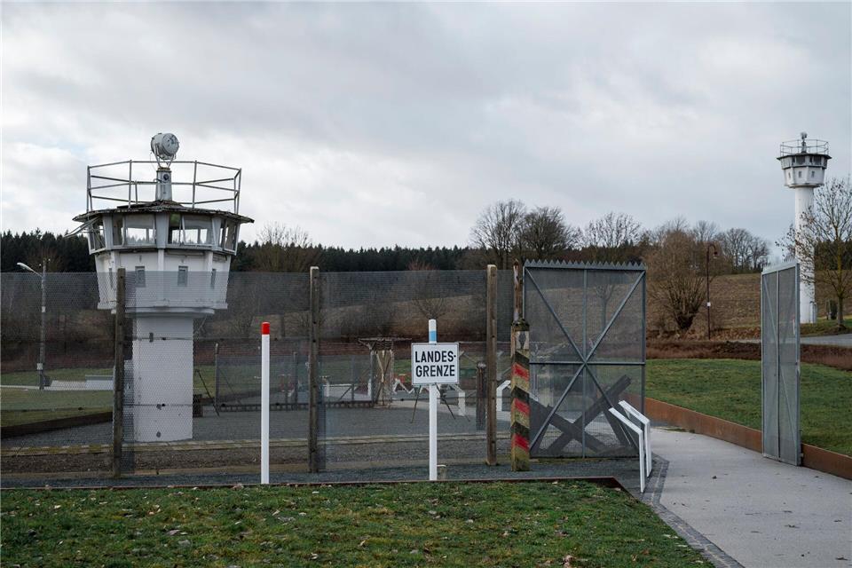 Das Außengelände wurde ebenfalls neu gestaltet. (Archivbild)Daniel Vogl/dpa