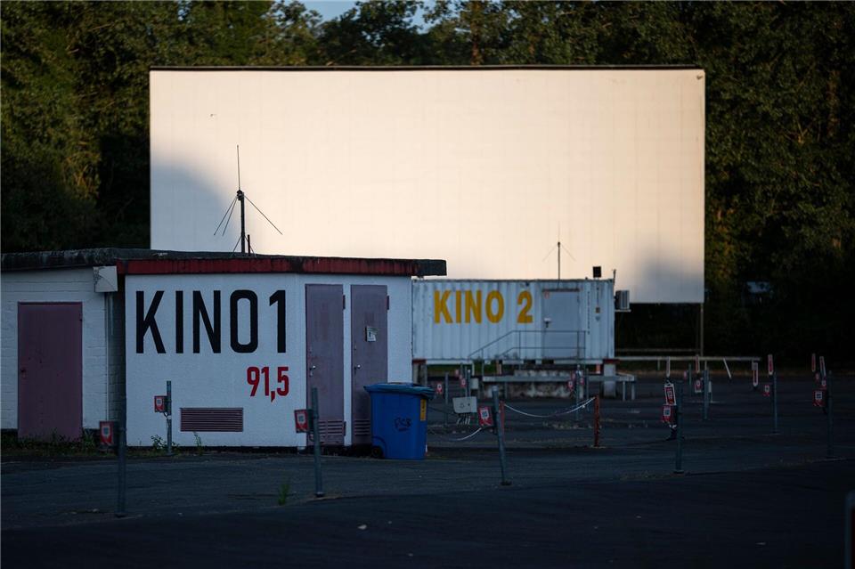 Das Autokino mit zwei Kinos ist das älteste in Deutschland.Hannes P. Albert/dpa