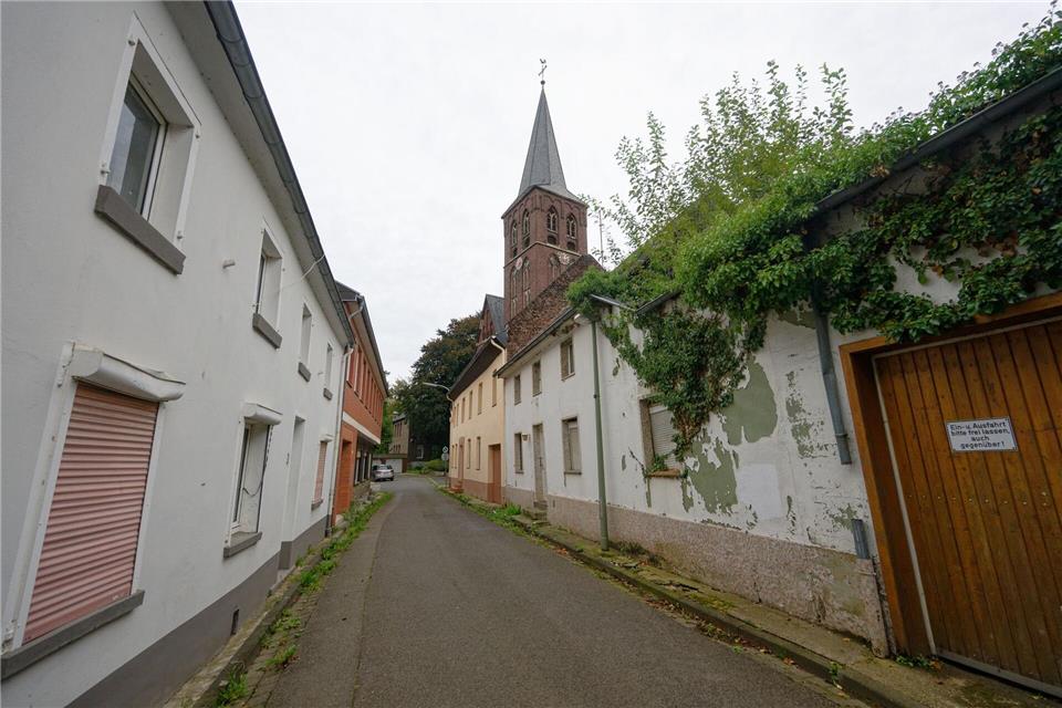 Das Braunkohle-Dorf Keyenberg heißt ab jetzt Alt-Keyenberg (Archivbild).Henning Kaiser/dpa