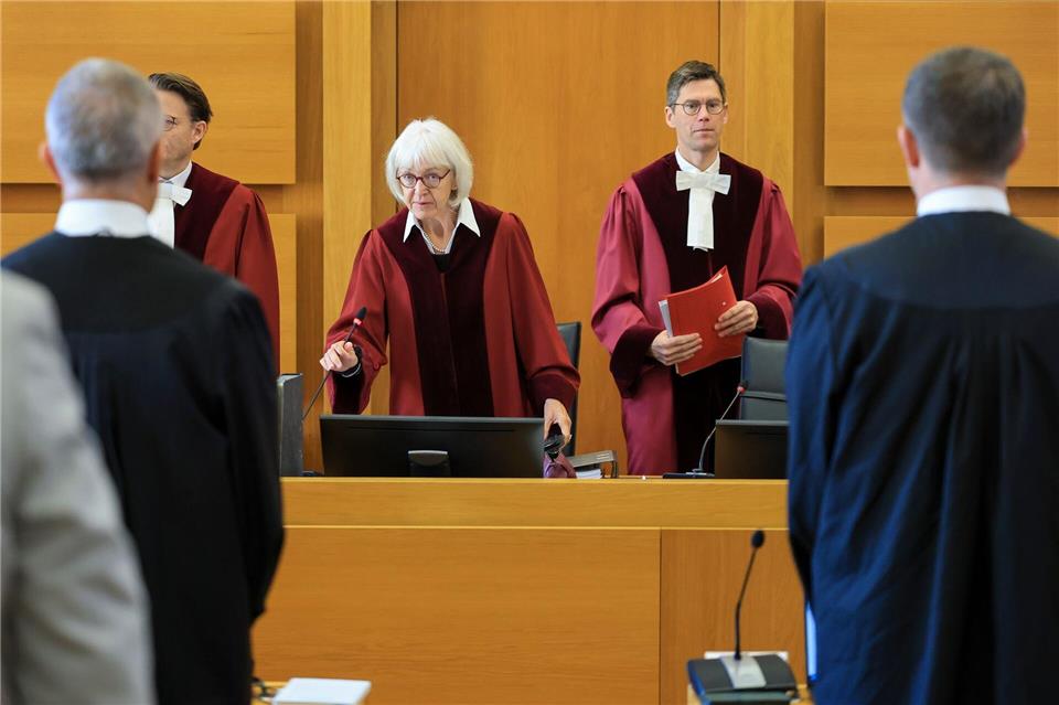 Das Bundesverwaltungsgericht wird eine Entscheidung zur A1 verkünden. (Archivbild)Jan Woitas/dpa