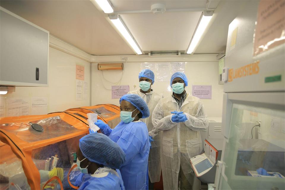 Das Bundibugyo-Virus grassiert seit Monaten in der Demokratischen Republik Kongo. (Archivbild)Sebastien Kitsa Musayi/AP/dpa