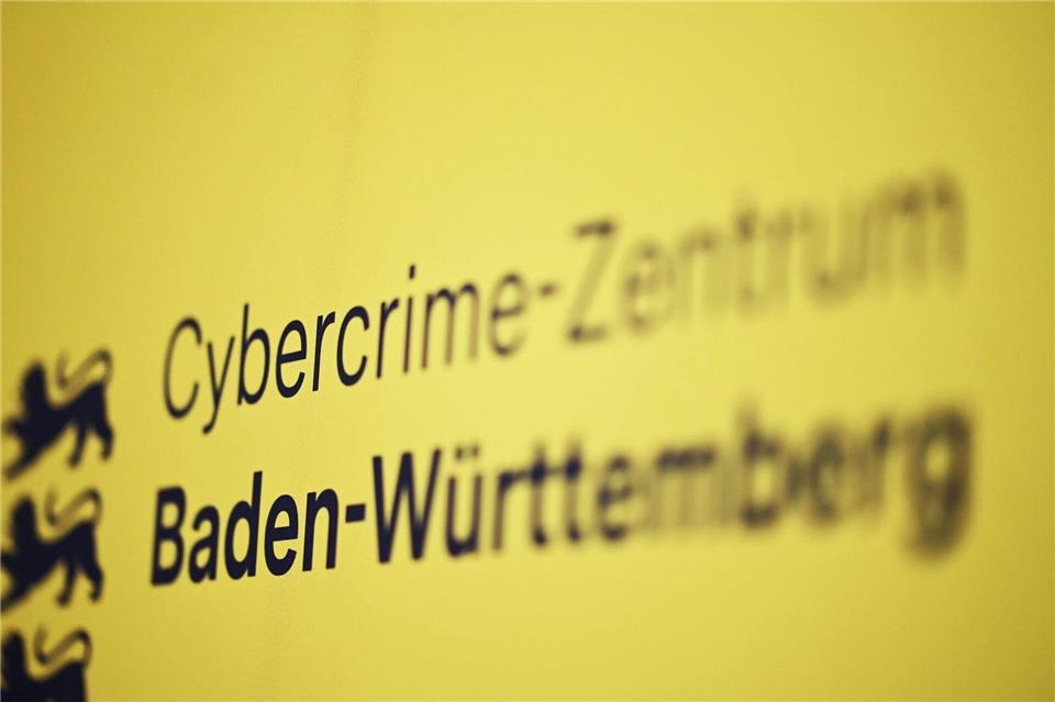 Das Cybercrime-Zentrum Baden-Württemberg befasst sich mit solchen Fällen. (Archivbild)Uli Deck/dpa