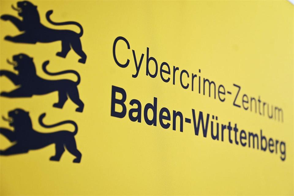 Das Cybercrime-Zentrum Baden-Württemberg kümmert sich um die großen Fälle in Baden-Württemberg. (Archivbild)Uli Deck/dpa