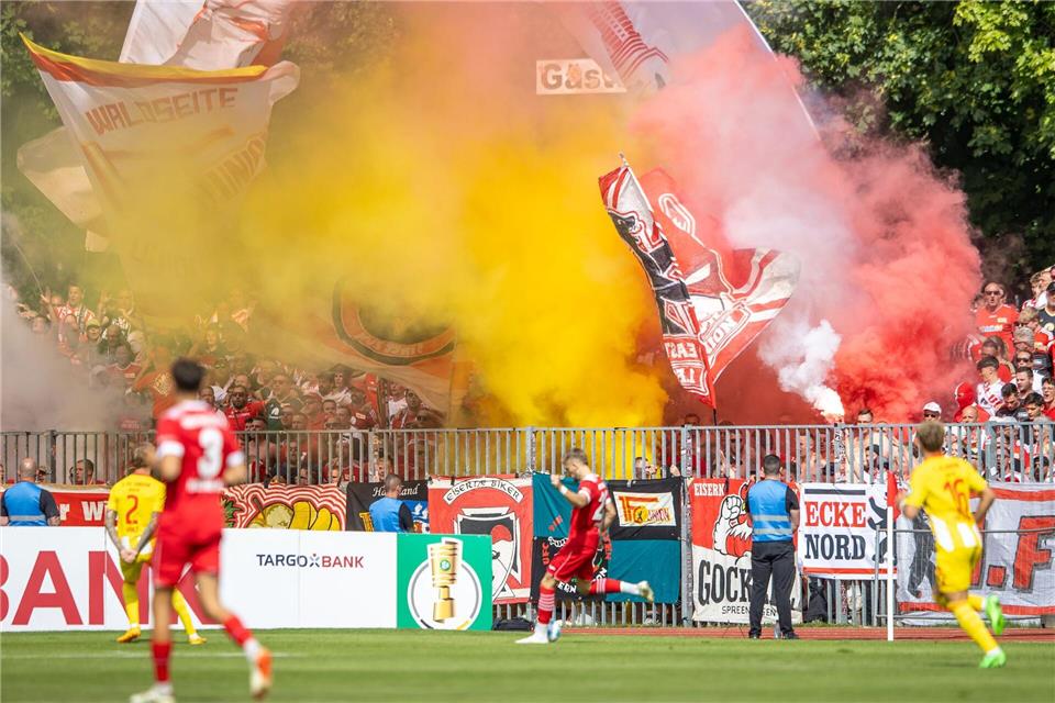 Das DFB-Sportgericht hat den 1. FC Union Berlin zu einer Geldstrafe verurteilt.Andreas Gora/dpa