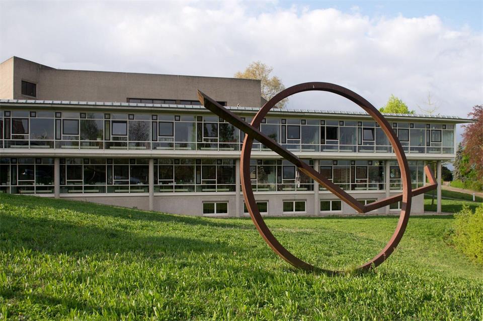 Das Deutsche Literaturarchiv Marbach übernimmt das Redaktionsarchiv des feministischen Magazins „Emma“. (Archivbild) Sebastian Kahnert/dpa