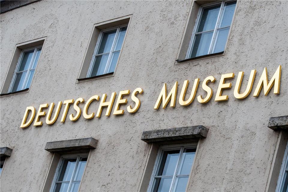 Das Deutsche Museum auf der Museumsinsel feiert 100. Geburtstag. (Archivbild)Peter Kneffel/dpa