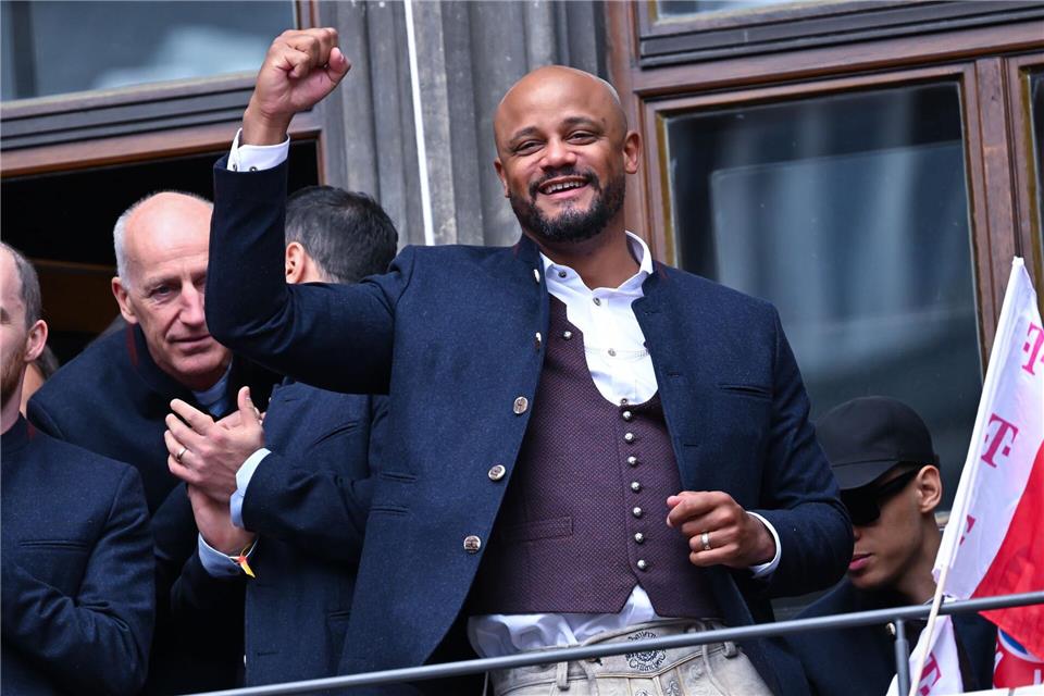 Das Double im Blick: Bayern-Coach Vincent Kompany. (Archivbild)Sven Hoppe/dpa