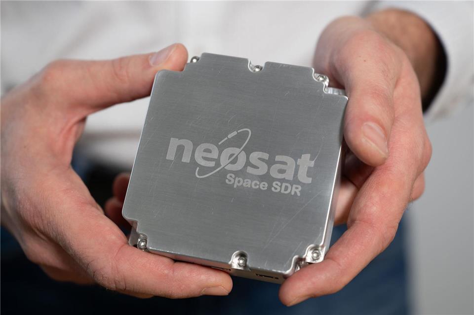 Das Dresdner Unternehmen Neosat entwickelt Übertragungsverfahren für die Satellitenkommunikation.Sebastian Kahnert/dpa