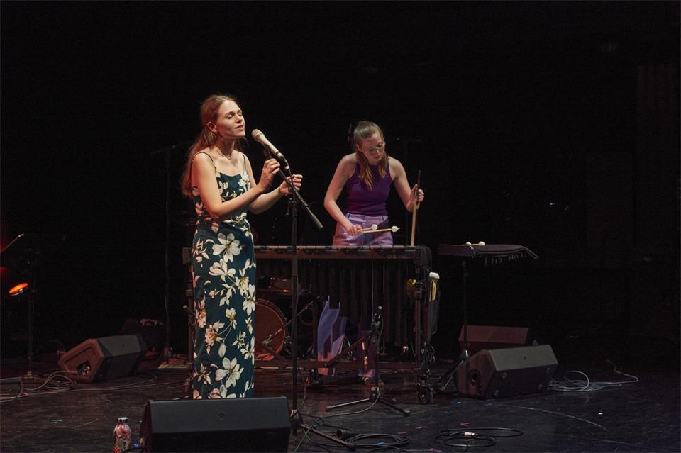 Das Duo „Klangwelten“ gastiert am 6. November im Preen’s Hoff in Raesfeld.