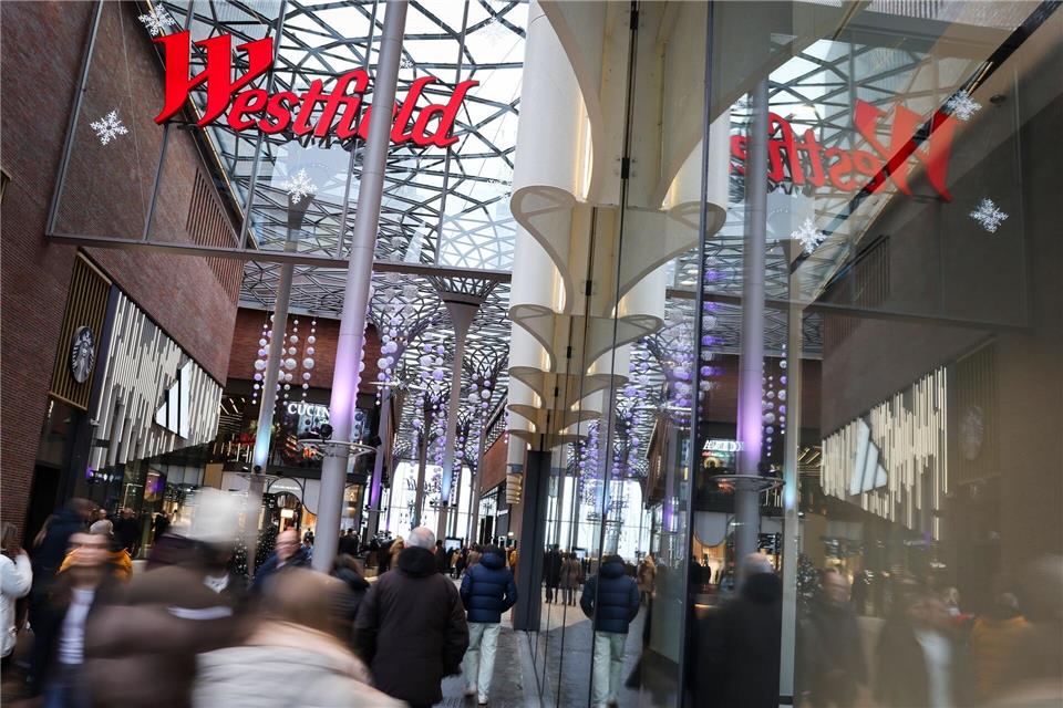 Das Einkaufszentrum wurde von Hackern angegriffen. (Archivbild)Christian Charisius/dpa