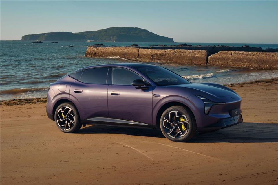 Das Elektro-SUV L03 soll laut Hersteller mit überdurchschnittlichen Ladeleistungen punkten.Xpeng Motors/dpa-tmn