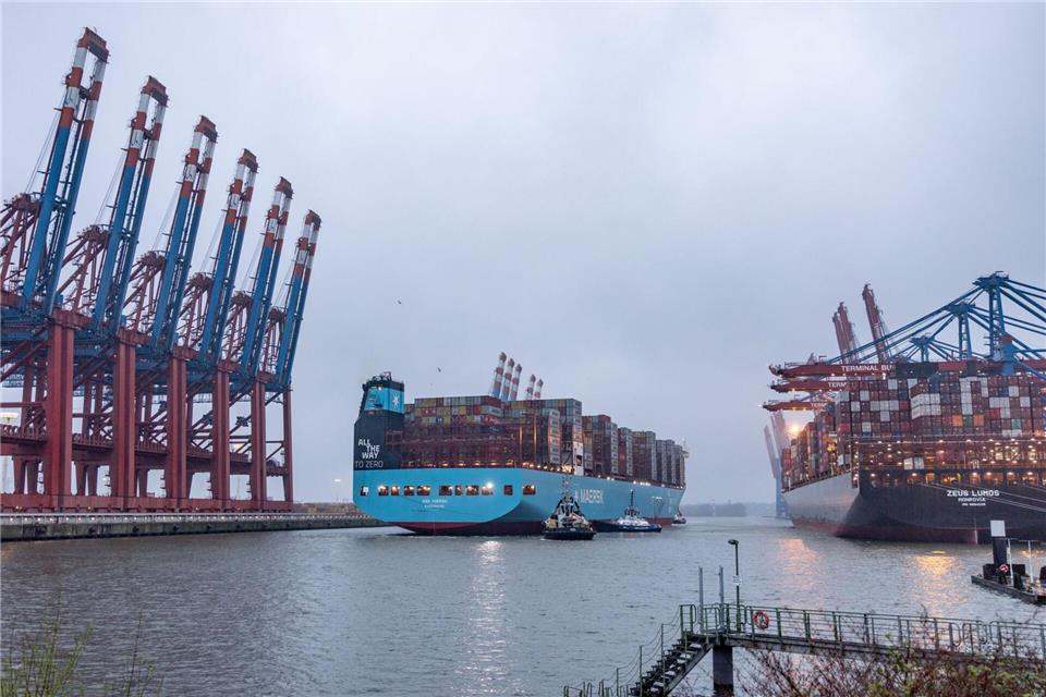 Das Eurogate-Terminal ist eines von vier Containerterminals im Hamburger Hafen. (Archivbild) Axel Heimken/dpa