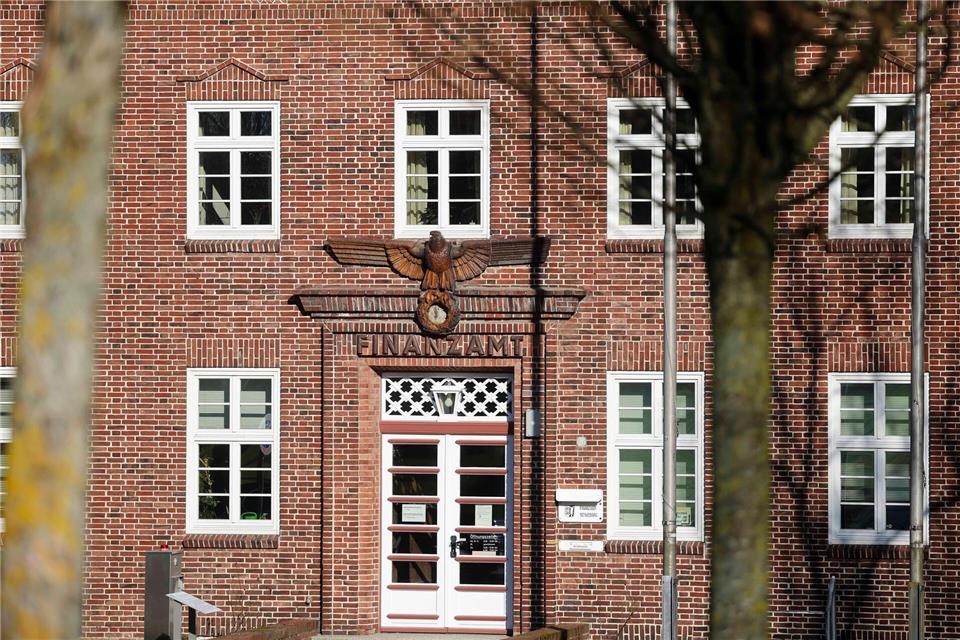 Das Finanzamt in Schleswig stammt aus der NS-Zeit.Frank Molter/dpa
