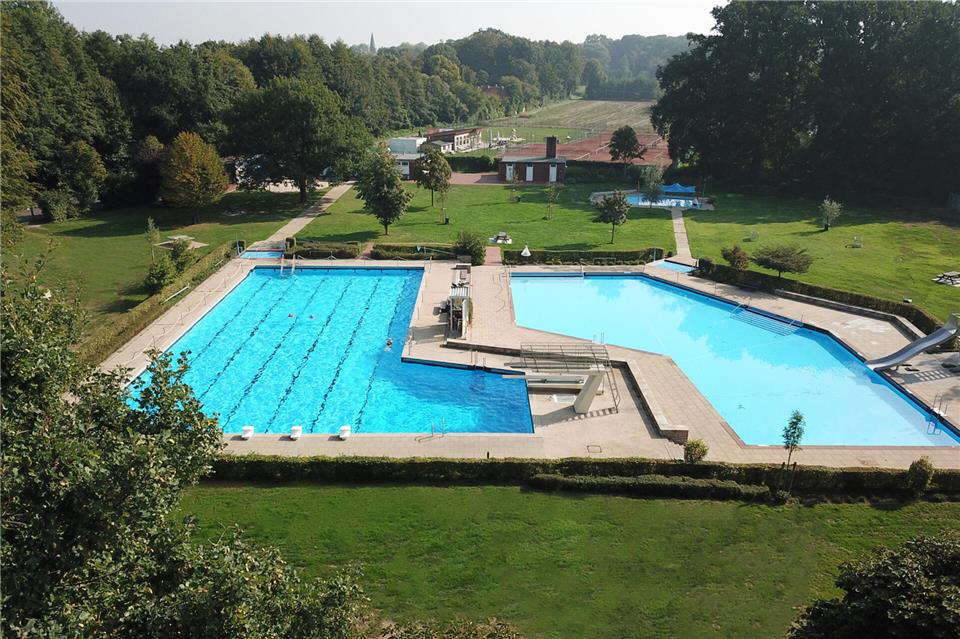 Das Freibad in Velen aus der Vogelperspektive.