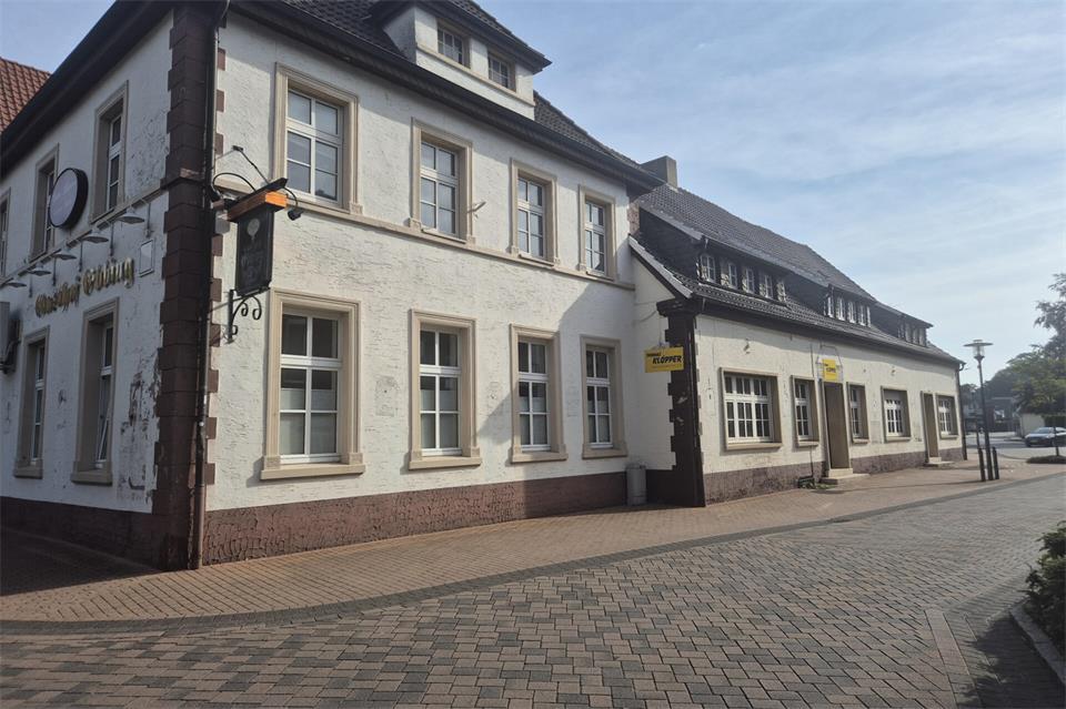 Das Gebäude Ebbing Busch wird ab der kommenden Woche abgerissen.