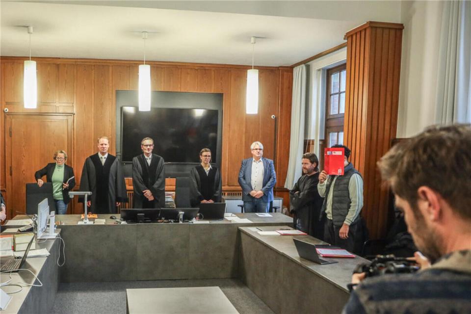 Das Gericht in Bocholt hat sein Urteil gesprochen. Zwei der Angeklagten wurden wegen Mordes zu langen Haftstrafen verurteilt.