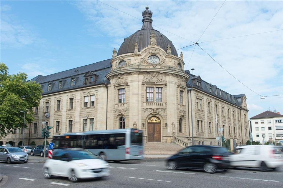 Das Gericht in Landau hat das Urteil verkündet. (Archivbild)  Uwe Anspach/dpa