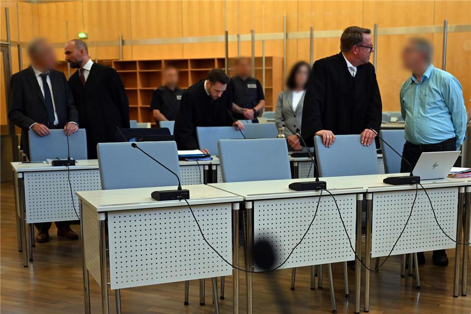 Das Gericht sprach die drei Angeklagten wegen gewerbs- und bandenmäßigen Verstoßes gegen das Außenwirtschaftsgesetz schuldig. (Archivbild)Federico Gambarini/dpa