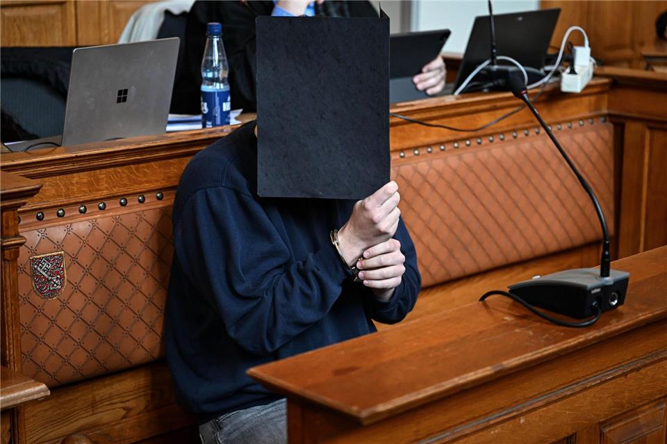 Das Gericht stellte keine Mordmerkmale fest. (Archivbild) Sina Schuldt/dpa