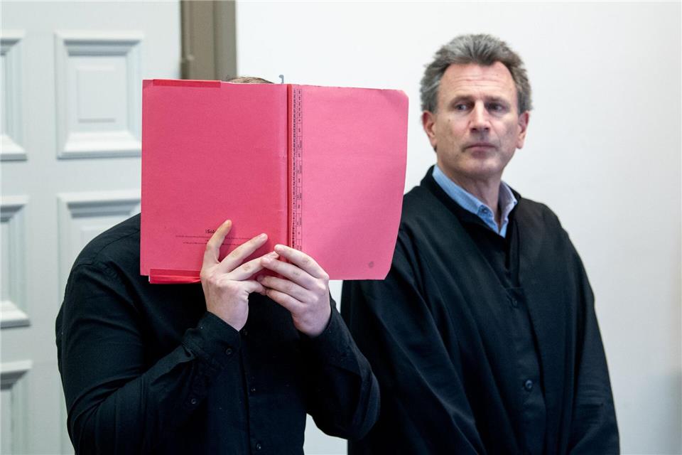 Das Gericht stufte das Geständnis des Angeklagten als glaubhaft ein.Daniel Bockwoldt/dpa/Daniel Bockwoldt
