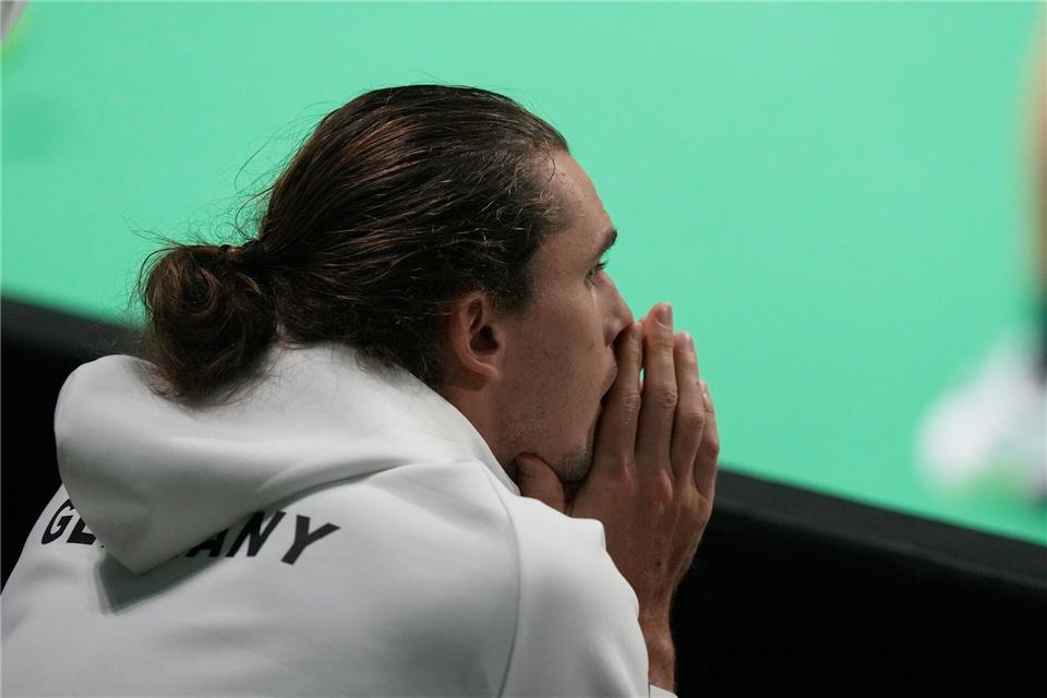 Das Halbfinal-Aus gegen Spanien war für Alexander Zverev im vergangenen November eine Enttäuschung. (Archivbild)Luca Bruno/AP/dpa