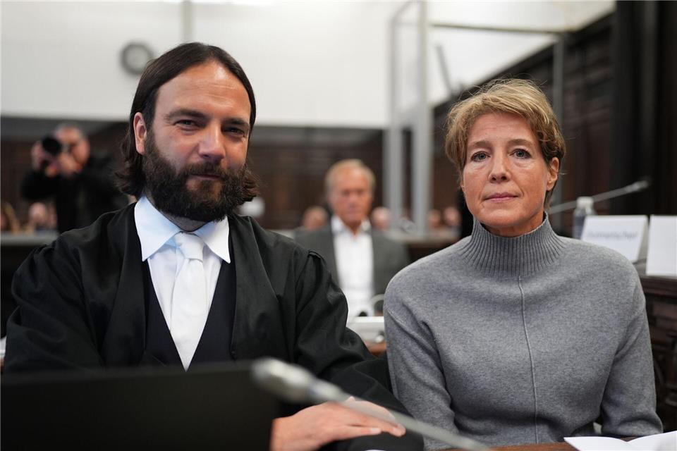 Das Hamburger Landgericht geht der Frage nach, ob die Entführer der Kinder von Christina Block eigentlich nur die IT-Sicherheit in dem Hotel- und Restaurantunternehmen prüfen sollten.Marcus Brandt/Pool dpa/dpa