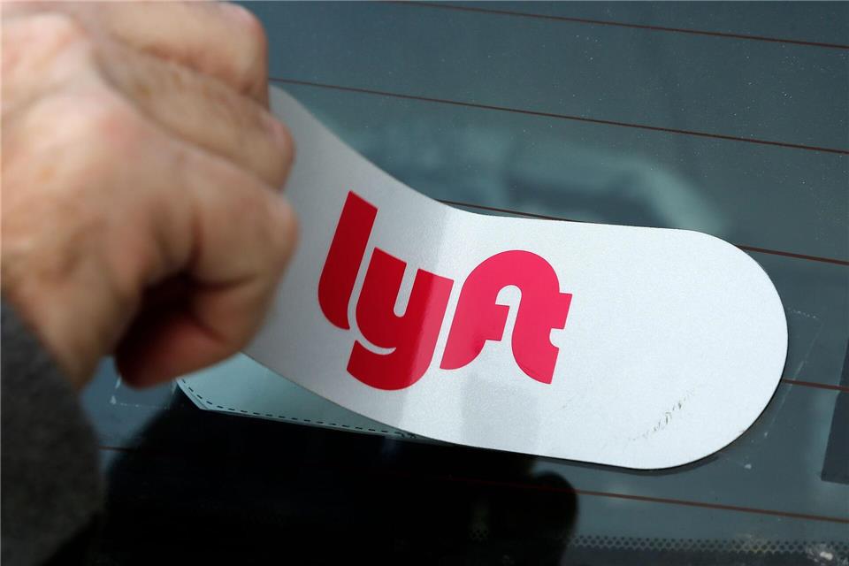 Das Hamburger Unternehmen Freenow gehört zu Lyft aus den USA. (Archivbild) Gene J. Puskar/AP/dpa