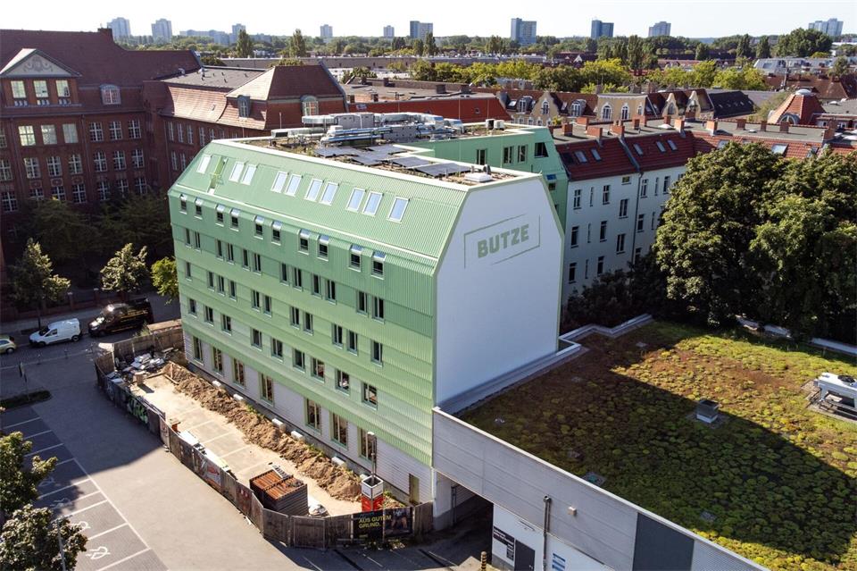 Das Haus ist schon weitem sichtbar.Robin Baumann/Straßenkinder e.V./dpa