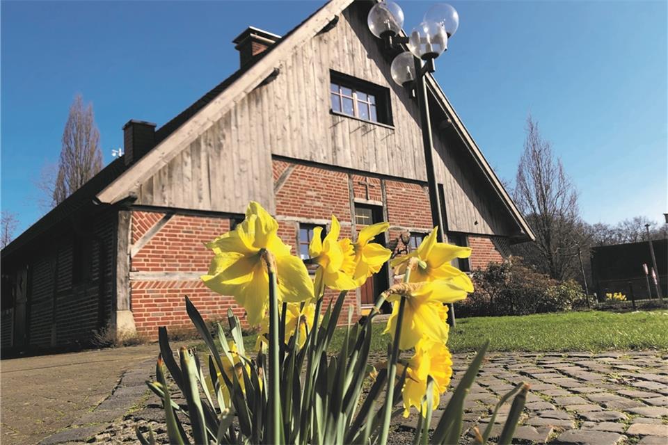 Das Heimathaus wird vom Verein unterhalten und gepflegt. Maria Schwane (kleines Bild) war 17 Jahre lang dessen Vorsitzende.