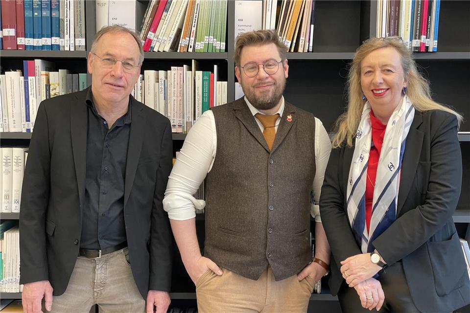 Das Herausgeber-Team (von links): Norbert Fasse, Hiram Küper und Stefanie van de Kerkhof.