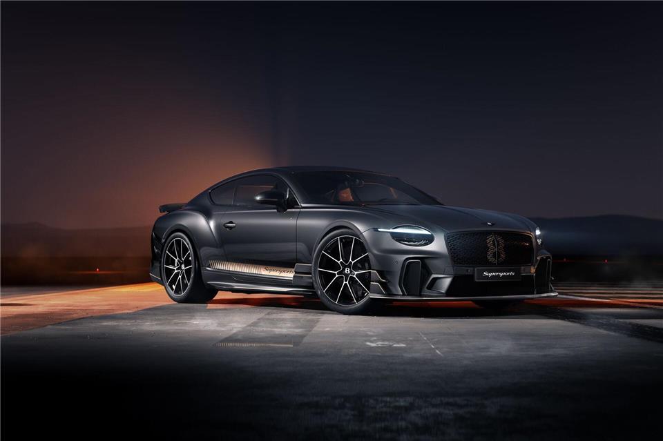 Das Herz des Continental Supersports ist ein vier Liter großer V8-Turbo, der 666 PS auf die Straße bringt.Bentley/dpa-tmn