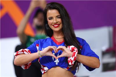 Kroatische Influencerin ist sauer auf Laura Wontorra