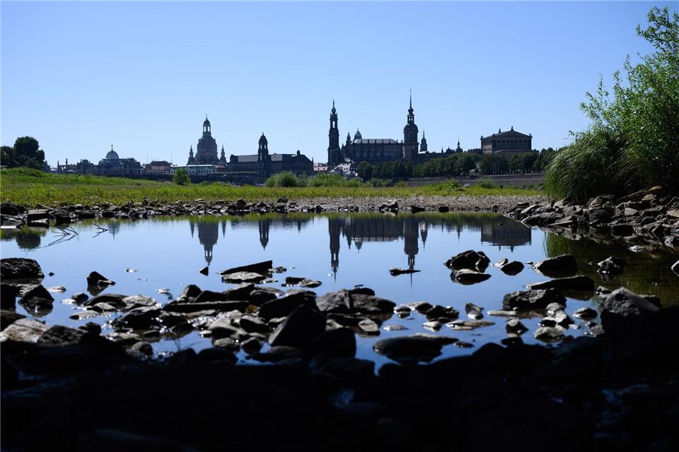 Das Jahr 2025 hat sich in Sachsen erneut als zu trocken erwiesen. (Archivbild)Robert Michael/dpa