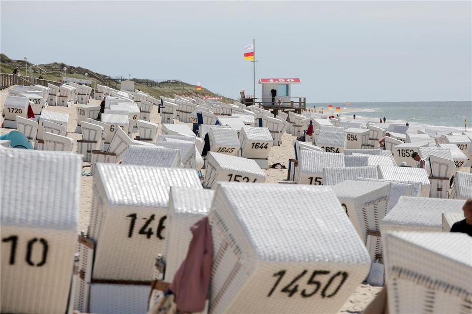 Das Jahr hat in Schleswig-Holstein mit mehr Gästen und Übernachtungen begonnen. (Symbolbild)Bodo Marks/dpa